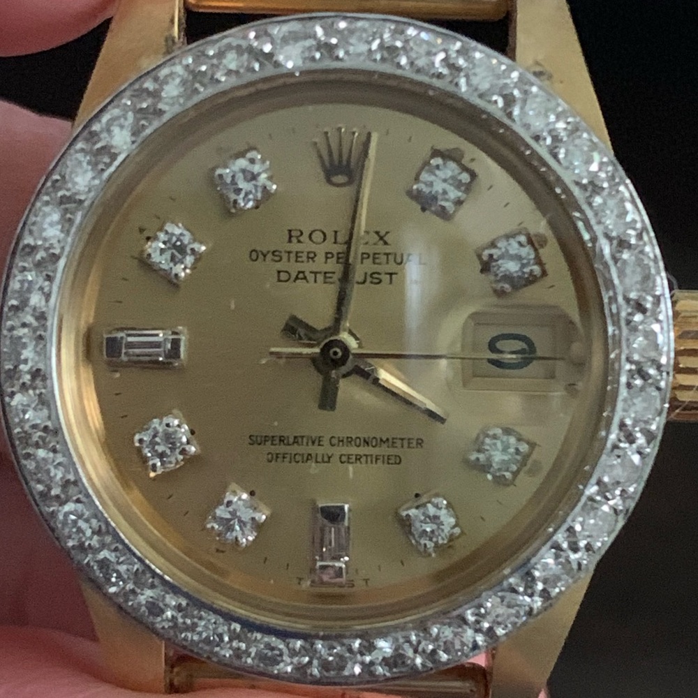 1981 Vintage 26mm Rolex 18k Gold Diamond bezel